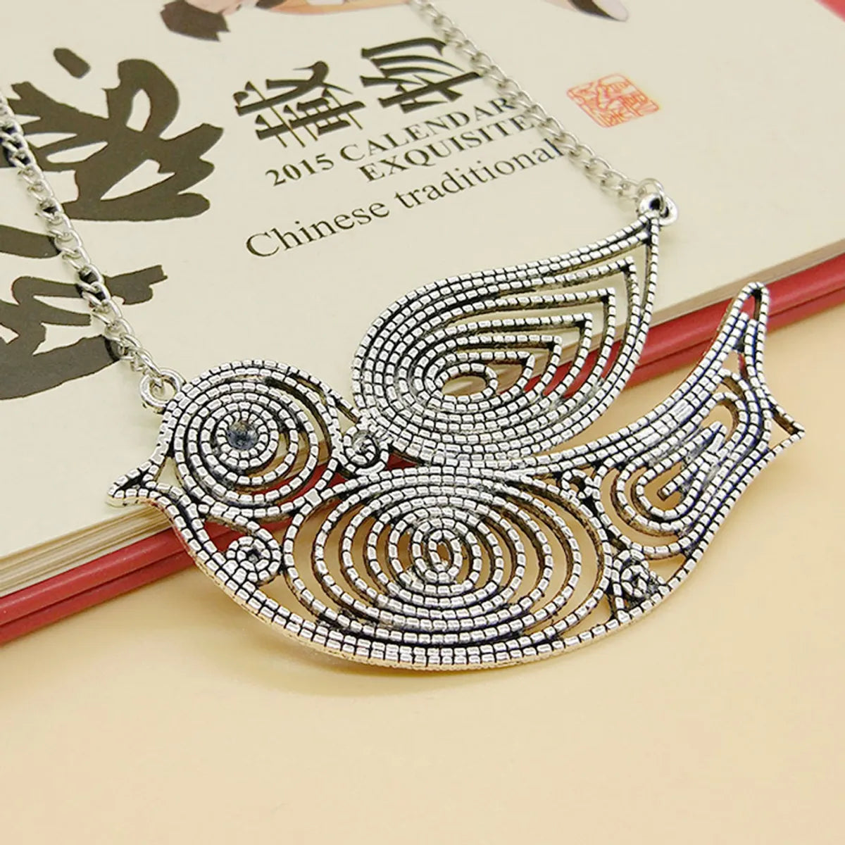 Retro Bird Alloy Plating Women'S Pendant Necklace Necklace Choker