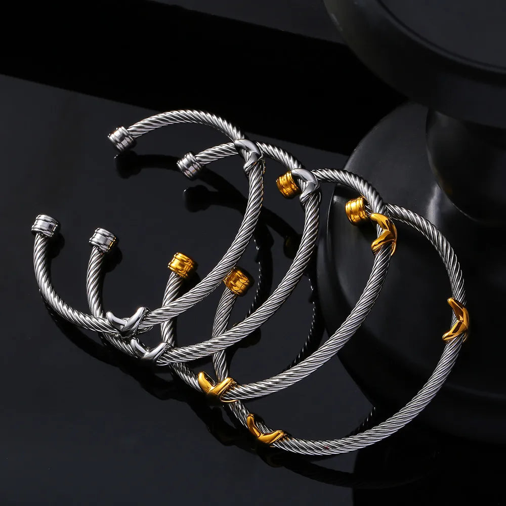 Retro British Style Lines 304 Stainless Steel Plating 18K Gold Plated Women'S Cuff Bracelets