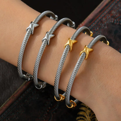 Retro British Style Lines 304 Stainless Steel Plating 18K Gold Plated Women'S Cuff Bracelets