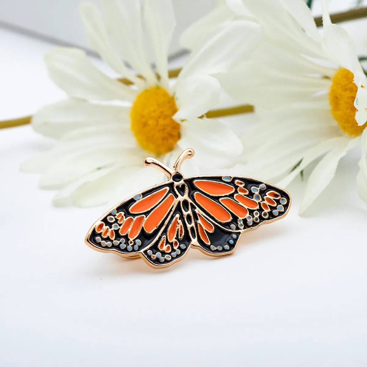 Retro Butterfly Alloy Enamel Unisex Brooches