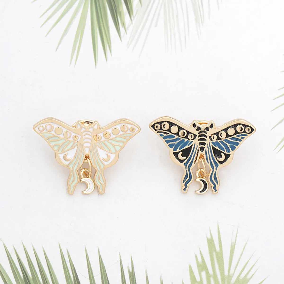 Retro Butterfly Alloy Enamel Unisex Brooches