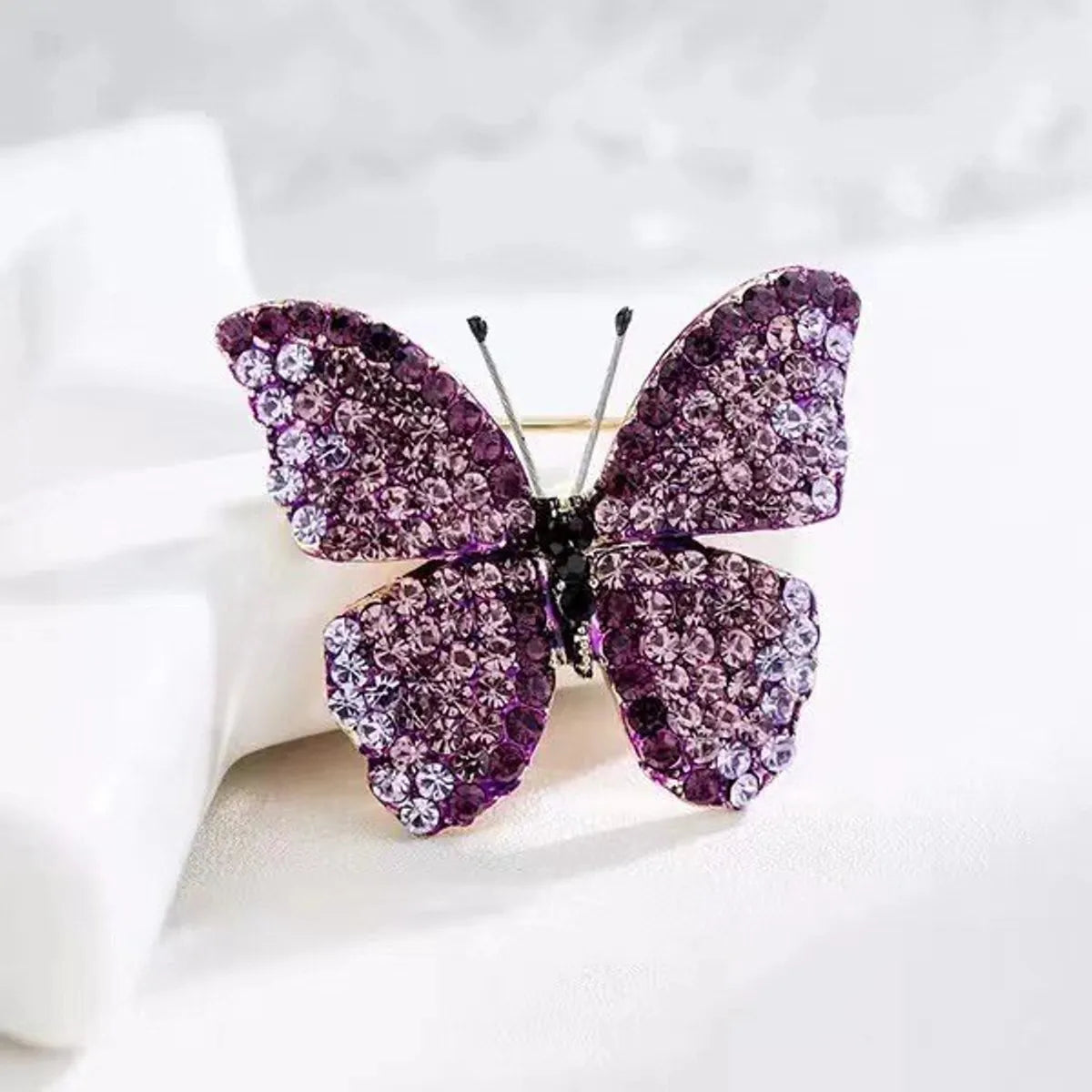 Retro Butterfly Imitation Pearl Alloy Rhinestone Women'S Brooches