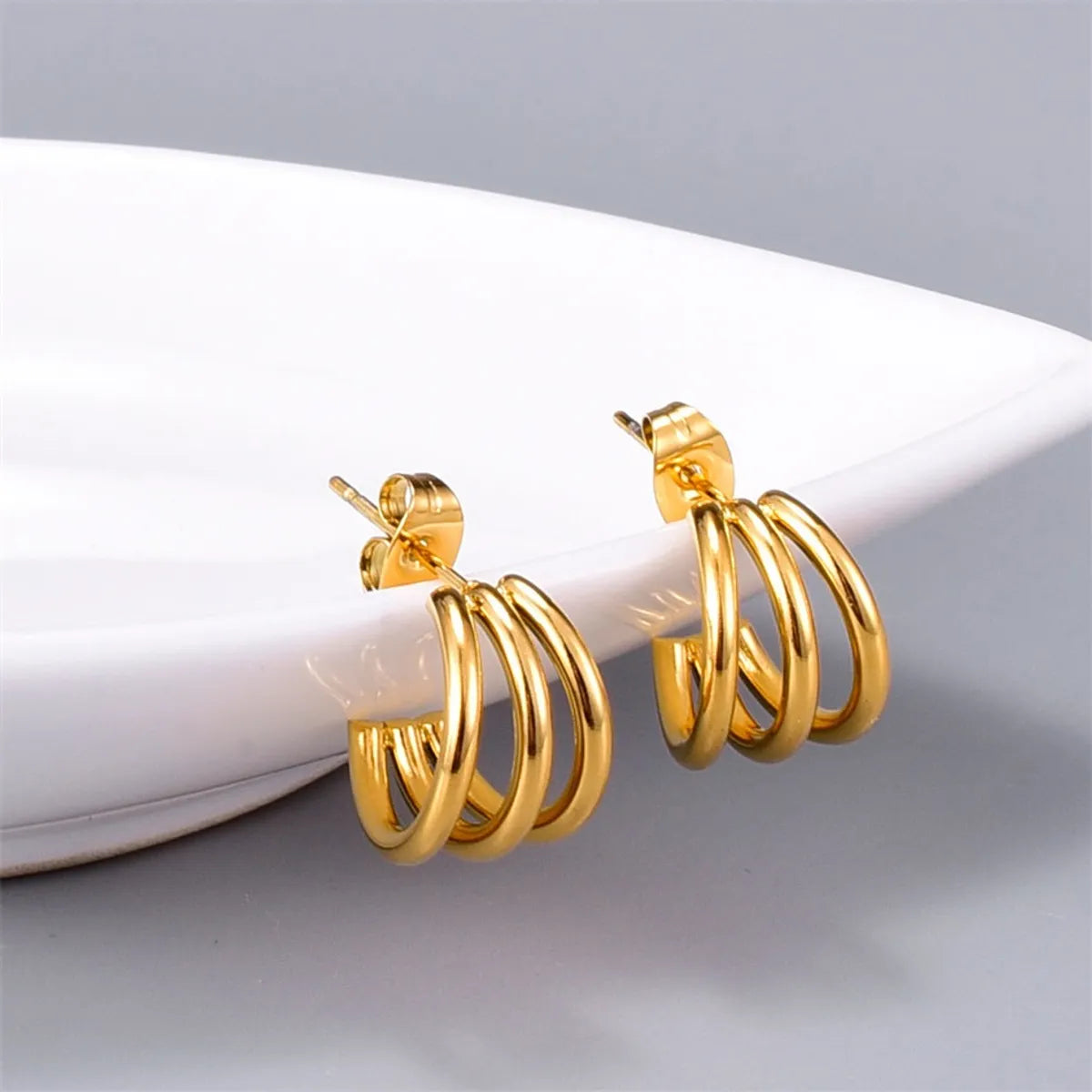 1 Pair Retro C Shape Solid Color Stainless Steel Earrings