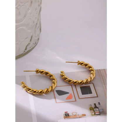 1 Pair Retro C Shape Plating Titanium Steel Hoop Earrings