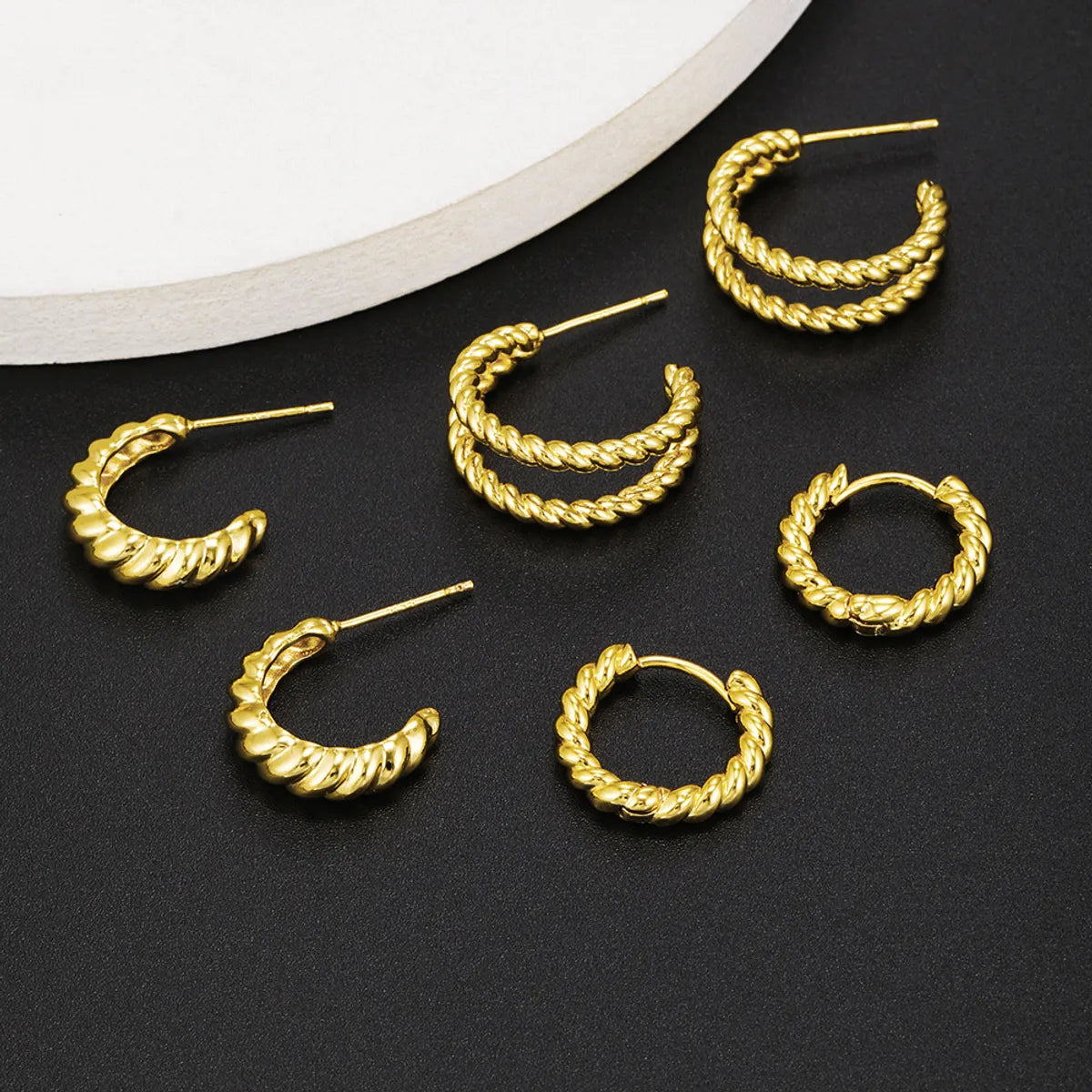 Retro C-shaped Twist Copper Earrings Wholesale Gooddiy