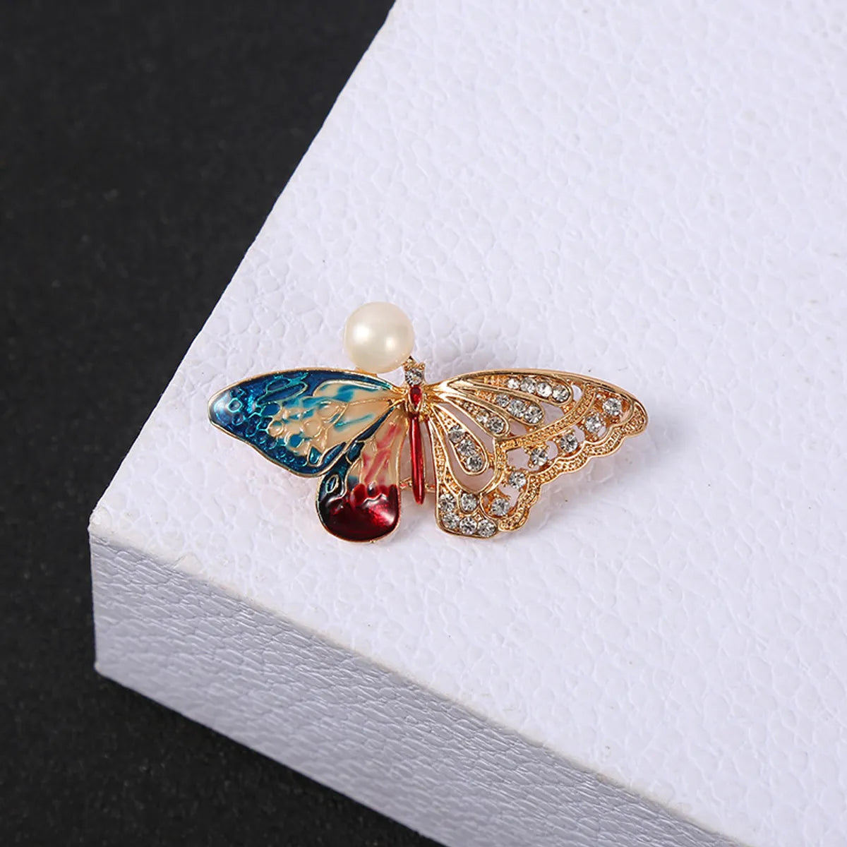 Retro Cat Butterfly Bird Metal Enamel Inlay Artificial Rhinestones Artificial Pearls Women'S Brooches