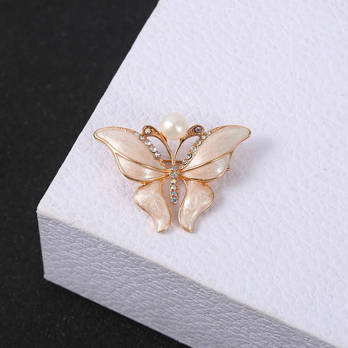 Retro Cat Butterfly Bird Metal Enamel Inlay Artificial Rhinestones Artificial Pearls Women'S Brooches