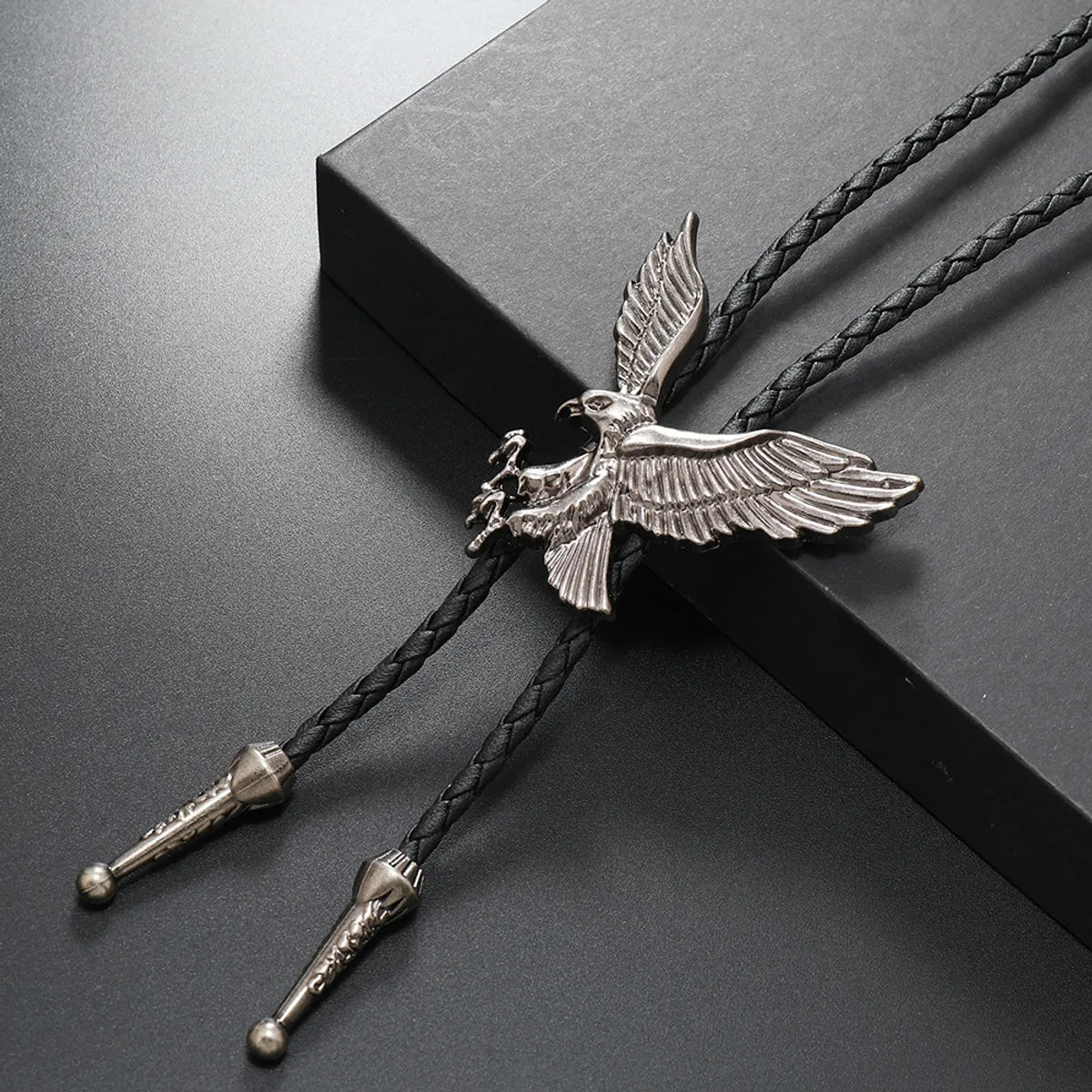 Retro Cattle Eagle Pu Leather Alloy Men'S Bolo Tie Necklaces