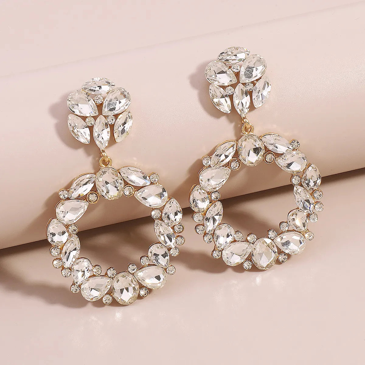 Retro Circle Alloy Plating Rhinestones Women's Drop Earrings 1 Pair