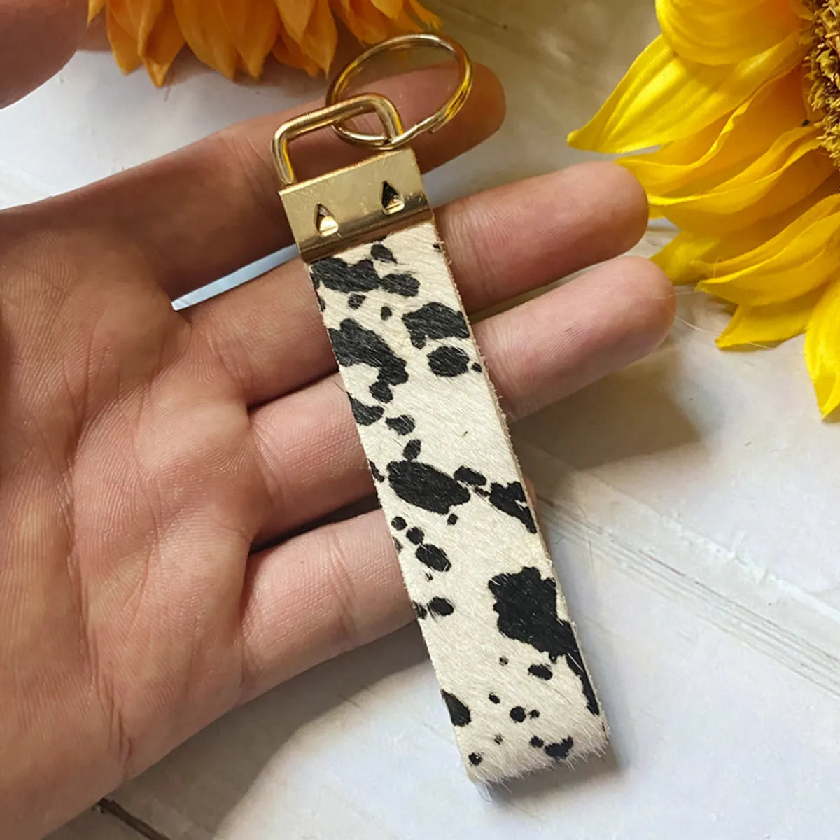 Retro Classic Style Cow Pattern Pu Leather Unisex Bag Pendant Keychain