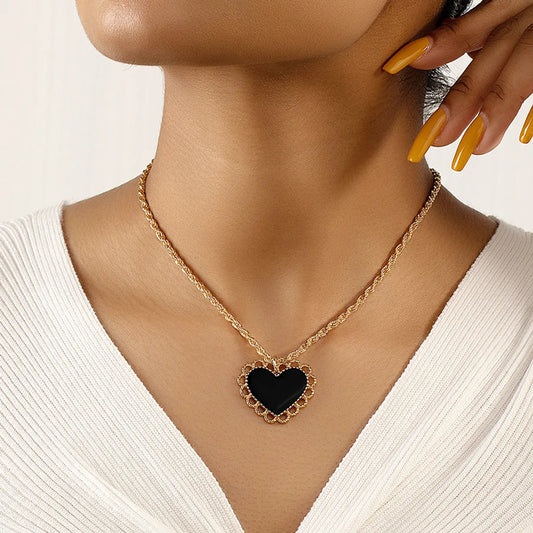 Retro Commute Heart Shape Alloy Plating Inlay Zircon 14k Gold Plated Women's Pendant Necklace