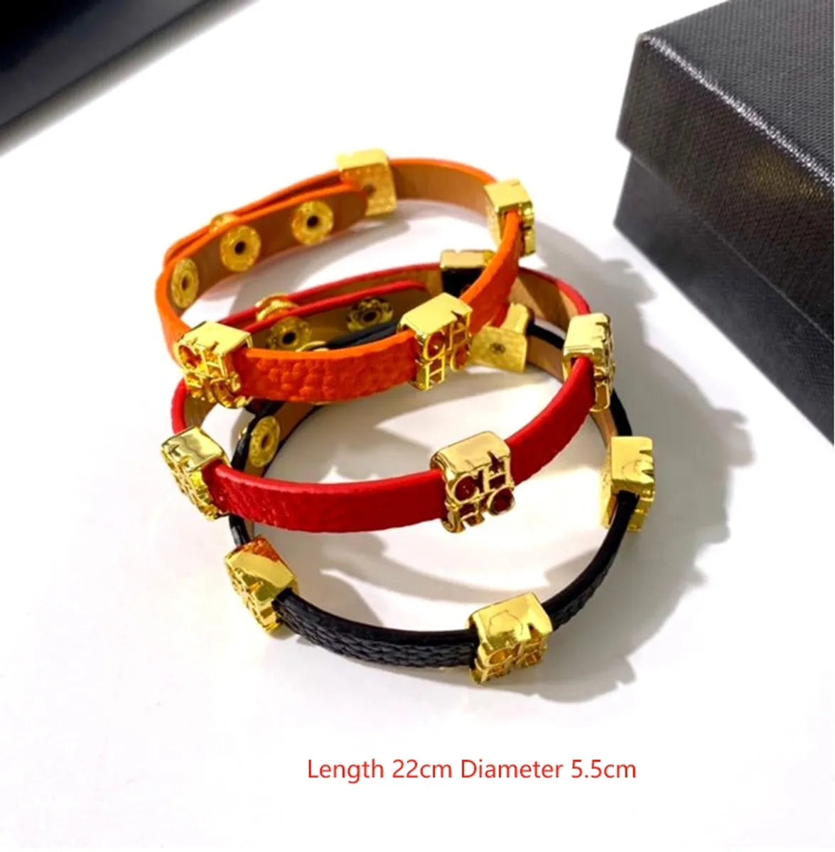 Retro Commute Letter Pu Leather Alloy Unisex Bangle