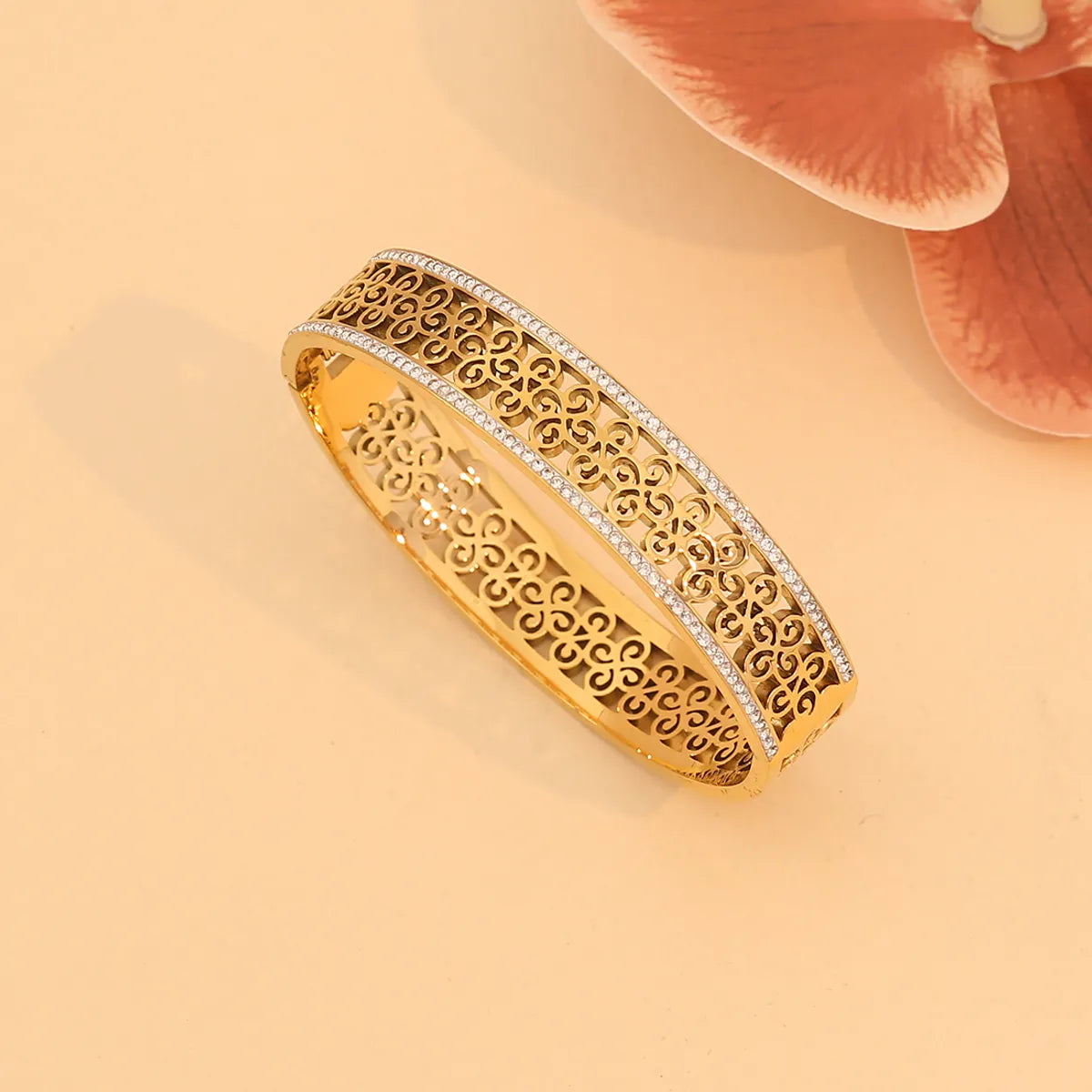 Retro Commute Life Tree Flower 304 Stainless Steel 18K Gold Plated Zircon Bangle In Bulk