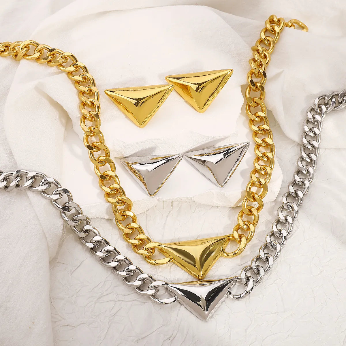 Retro Commute Triangle Alloy Women'S Jewelry Set