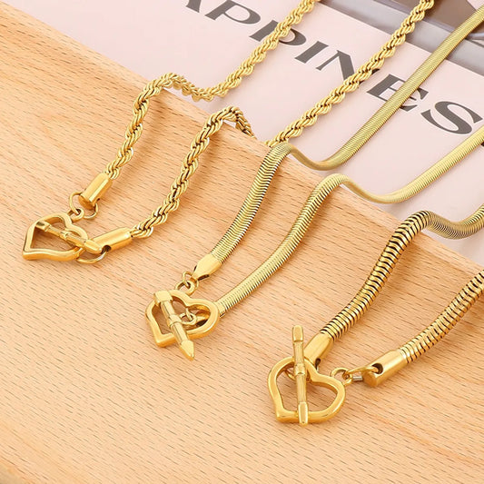 Retro Cool Style Heart Shape Stainless Steel Titanium Steel Plating 18k Gold Plated Pendant Necklace