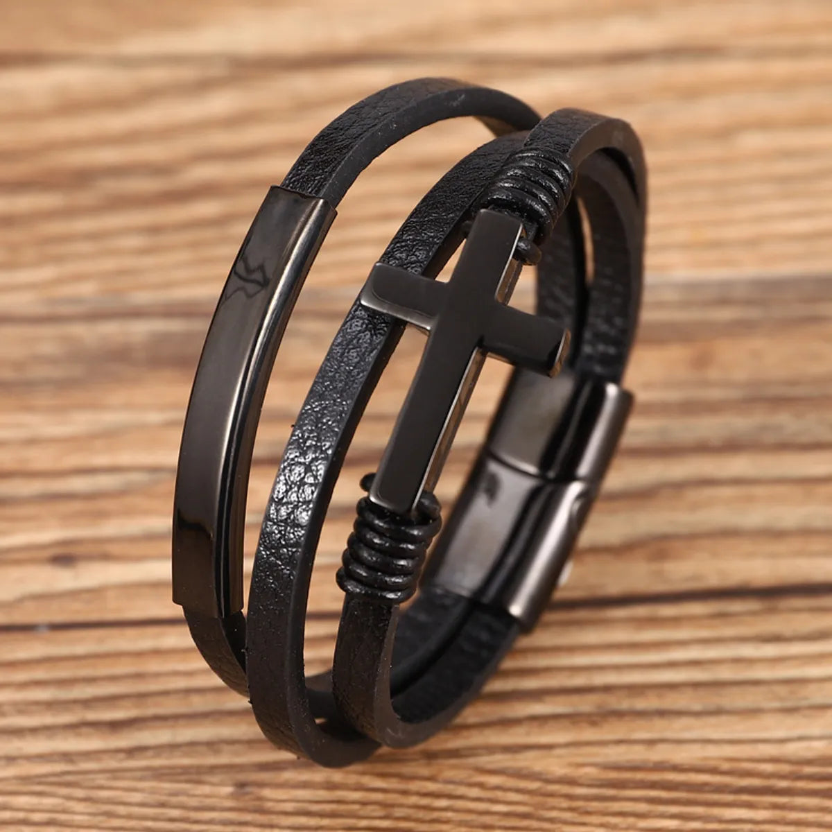 Retro Cross Stainless Steel Pu Leather Men'S Bracelets 1 Piece