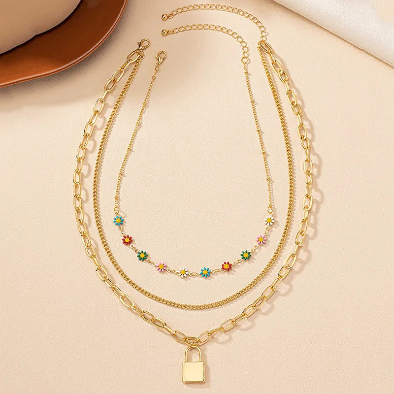 Retro Daisy Alloy Plating Gold Plated Women'S Layered Necklaces