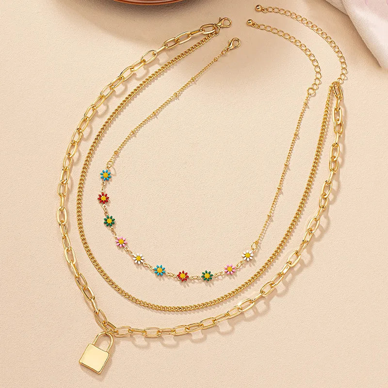 Retro Daisy Alloy Plating Gold Plated Women'S Layered Necklaces