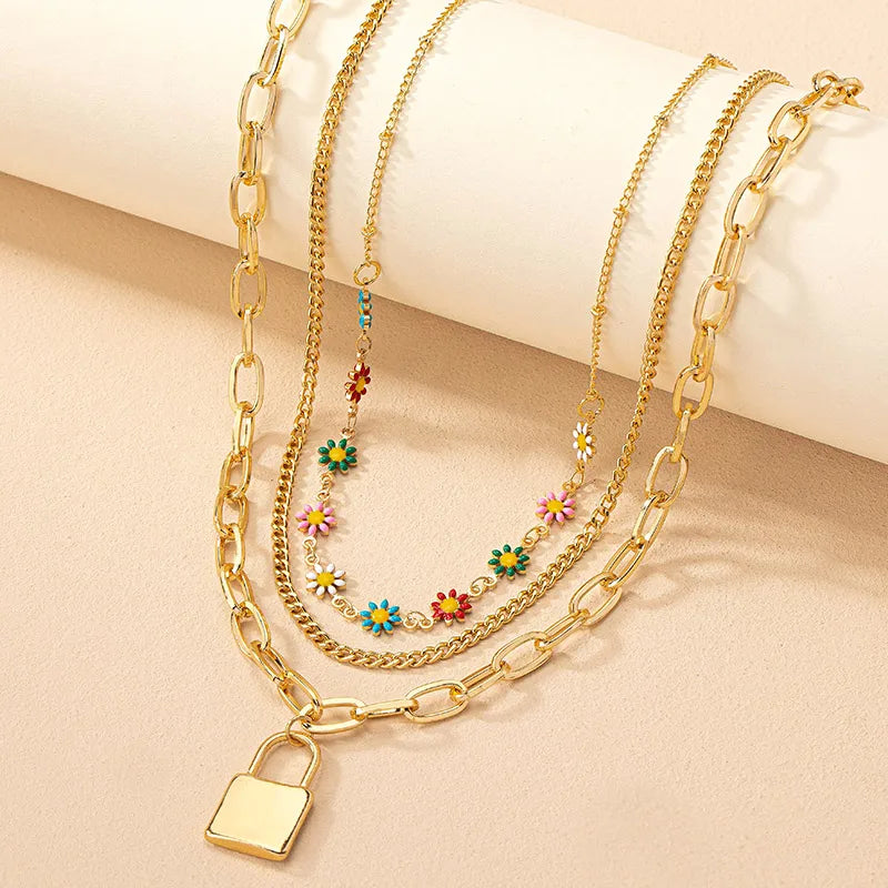 Retro Daisy Alloy Plating Gold Plated Women'S Layered Necklaces