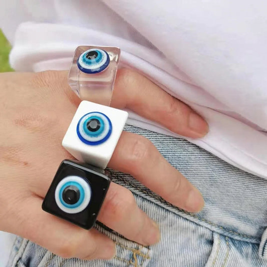 Retro Devil's Eye Blue Eye Glitter Square Wide-faced Resin Ring