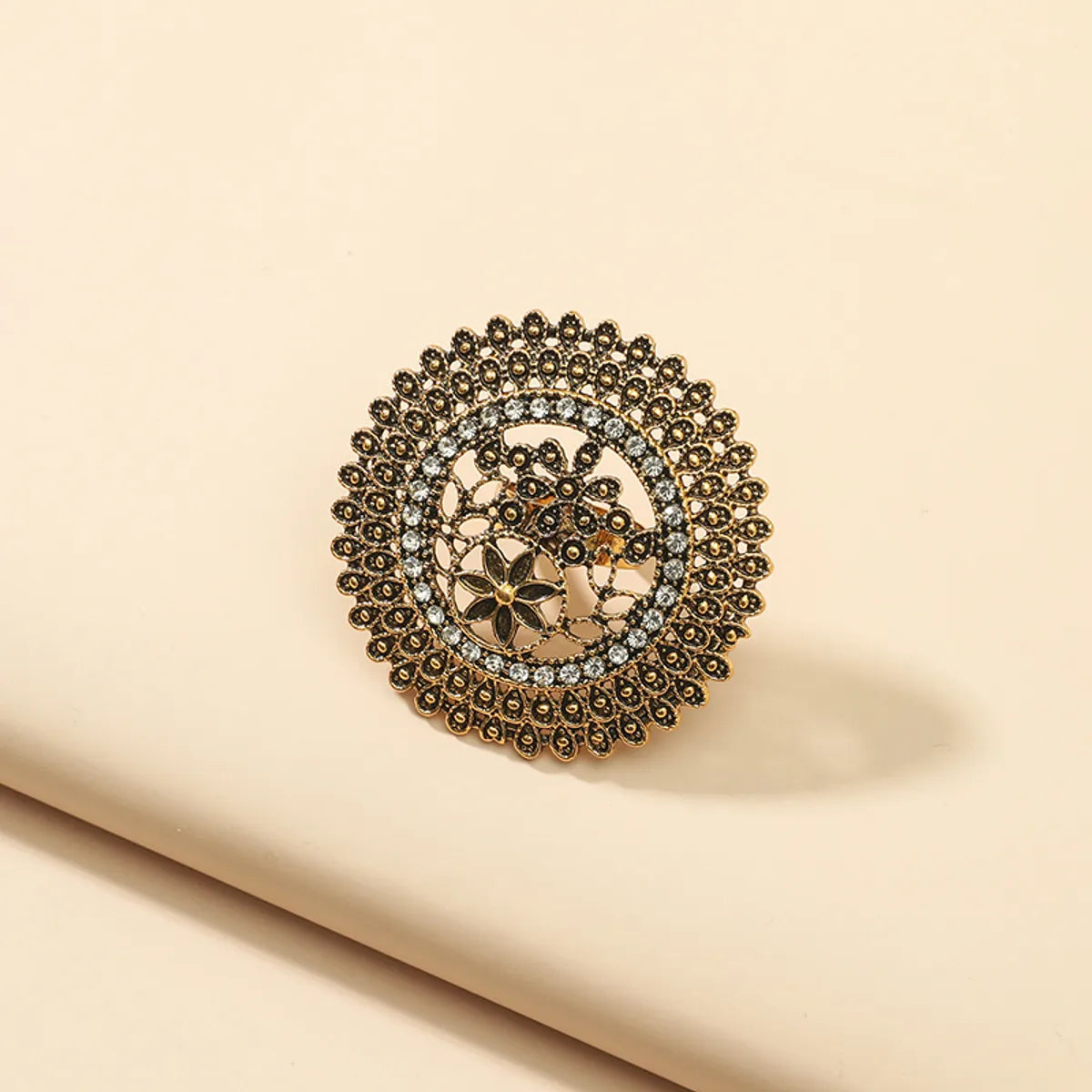 Retro Ethnic Style Round Flower Alloy Hollow Out Inlay Rhinestones Women's Open Rings