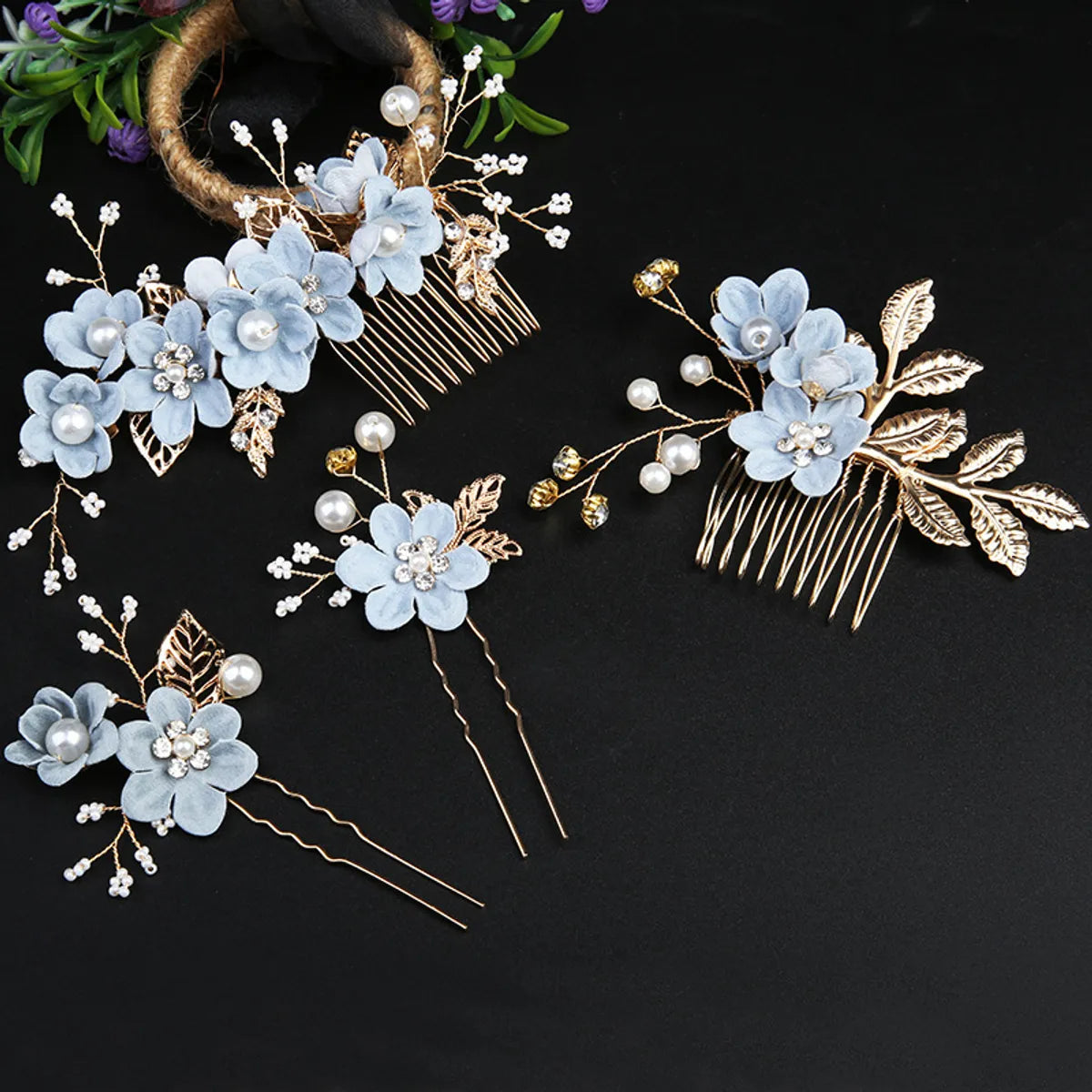 Retro Flower Alloy Handmade Artificial Pearls Hair Combs