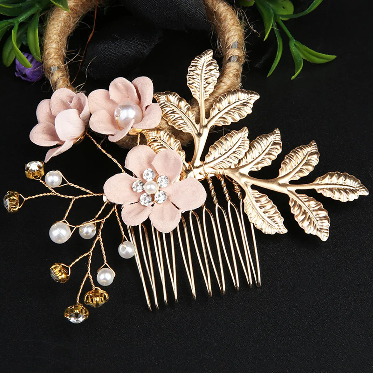 Retro Flower Alloy Handmade Artificial Pearls Hair Combs