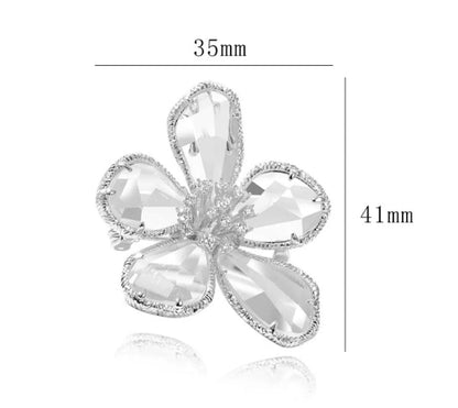 Retro Flower Alloy Inlay Artificial Crystal Rhinestones Women'S Brooches