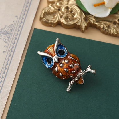 Retro Flower Alloy Inlay Artificial Gemstones Pearl Women'S Brooches