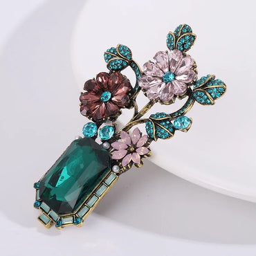 Retro Flower Alloy Inlay Rhinestones Women'S Brooches