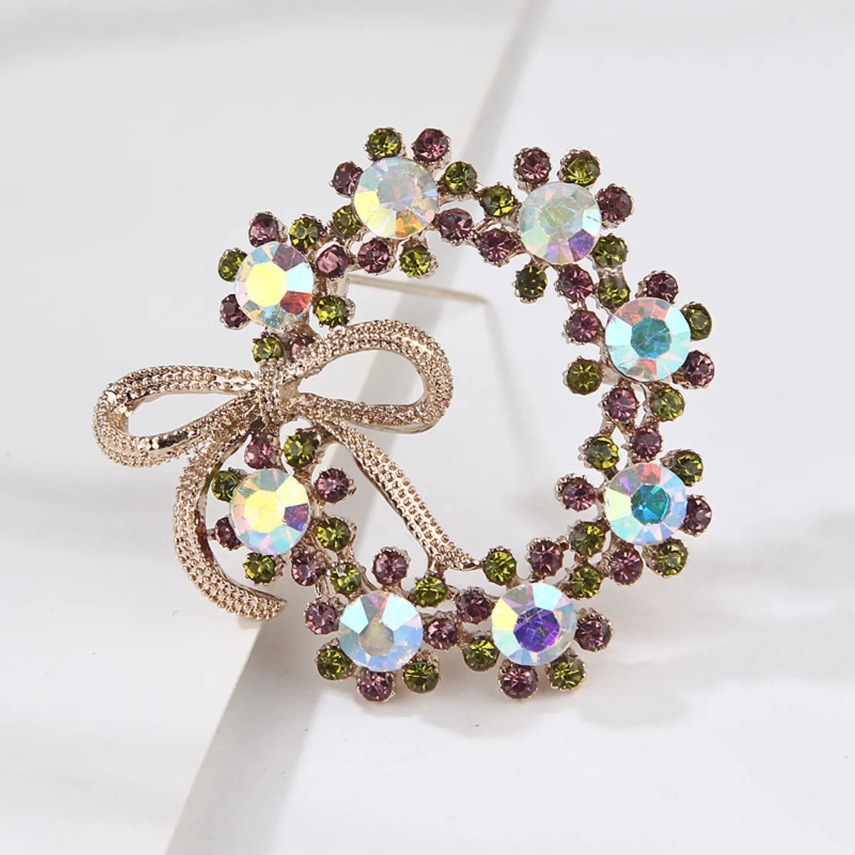 Retro Flower Bow Knot Alloy Inlay Artificial Pearls Rhinestones Women'S Brooches