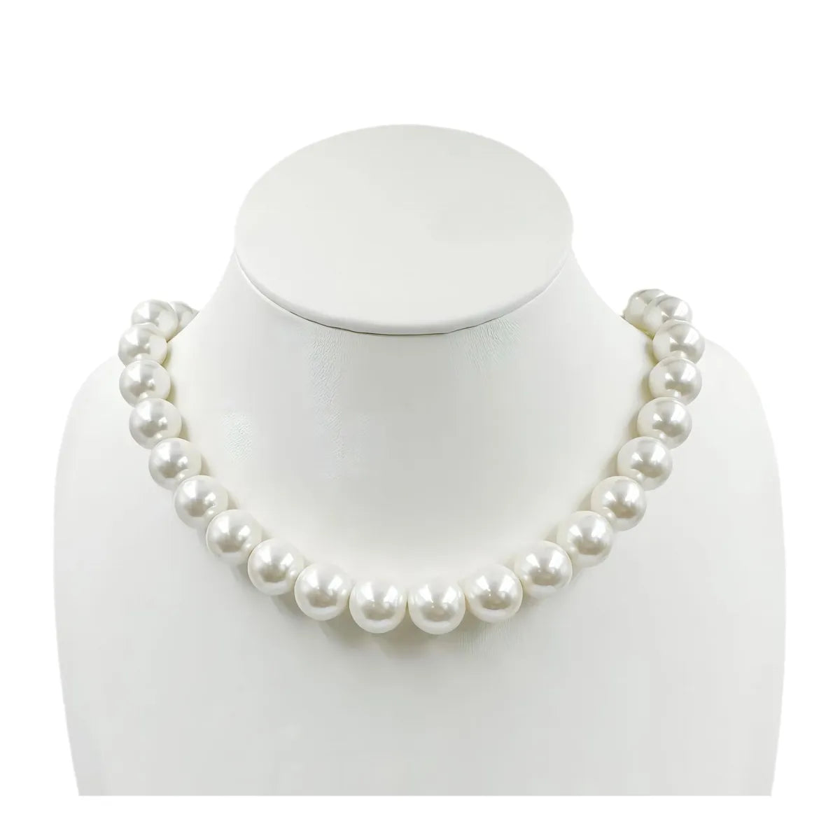 Retro French Style Round Artificial Pearl Shell Pearls Wholesale Necklace