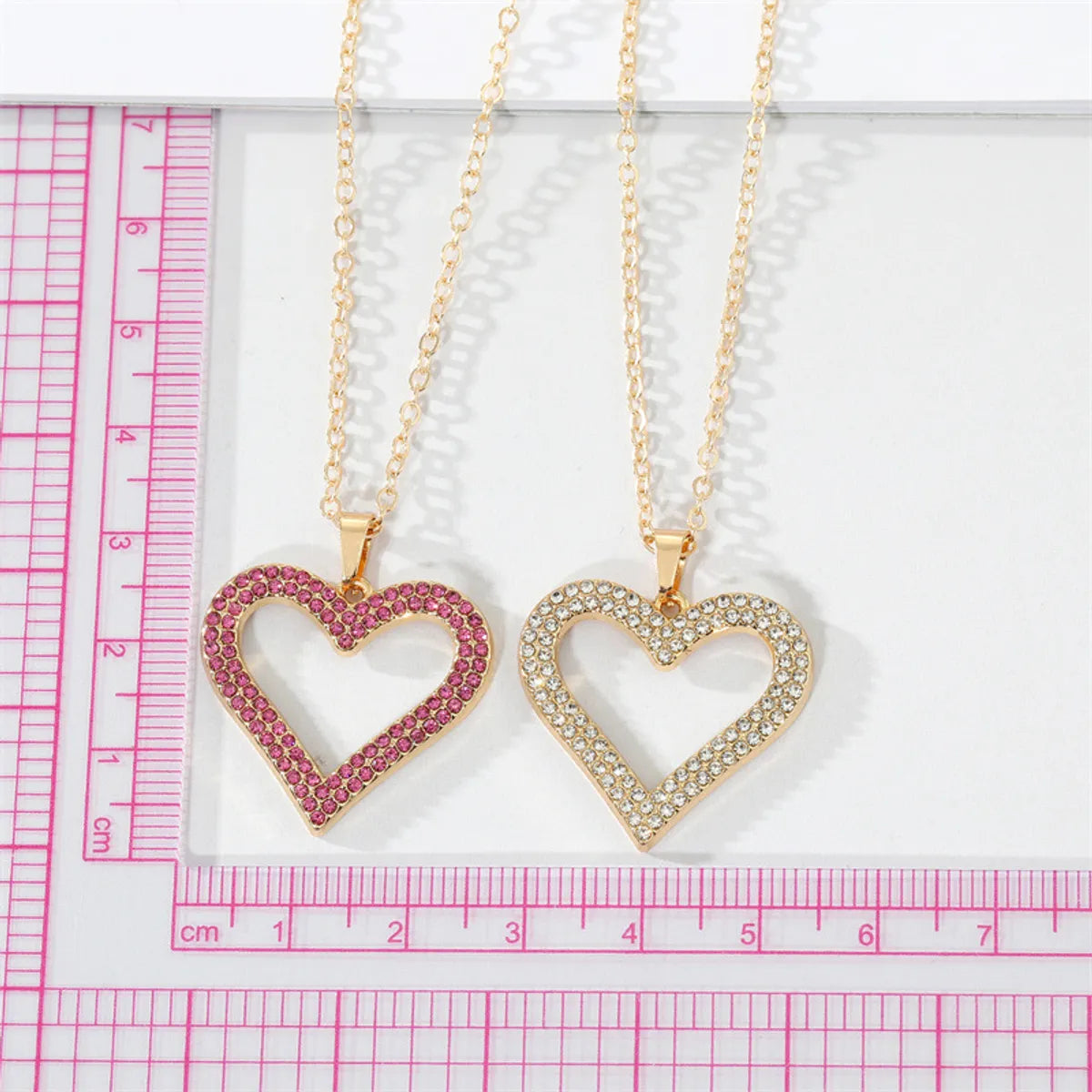 Retro Full Rhinestone Hollow Heart Geometric Heart Necklace Wholesale