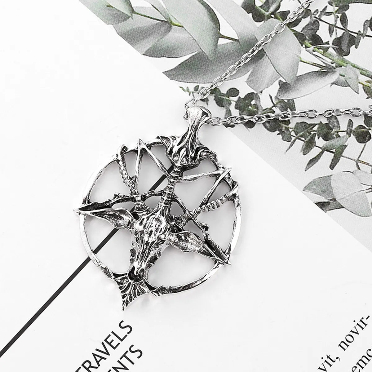 Retro Geometric Alloy Plating Unisex Pendant Necklace