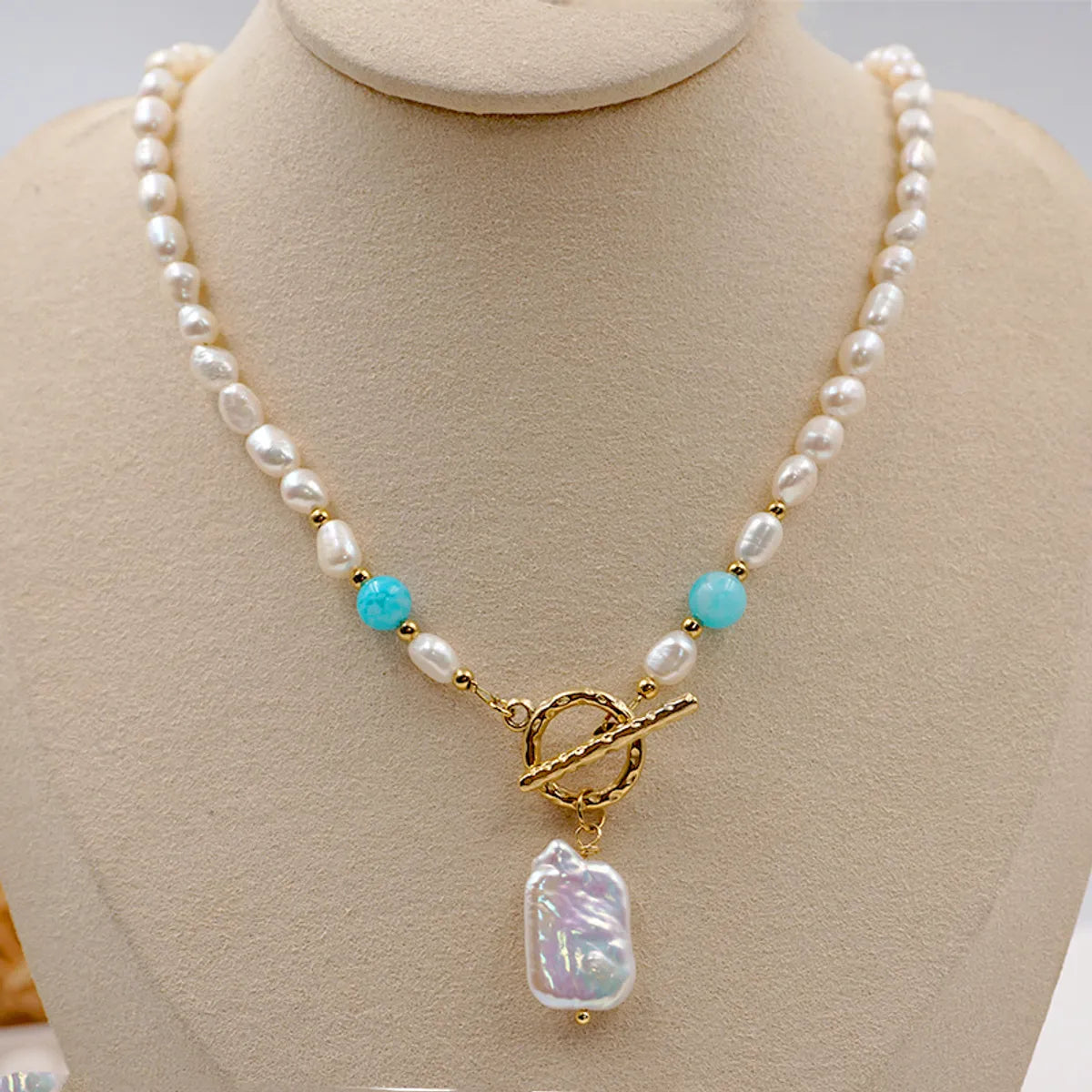 Retro Geometric Freshwater Pearl Titanium Steel Beaded Plating Pendant Necklace