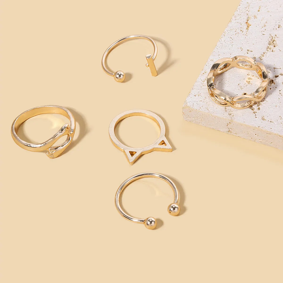 Retro Geometric Palm Alloy Women'S Rings 1 Set