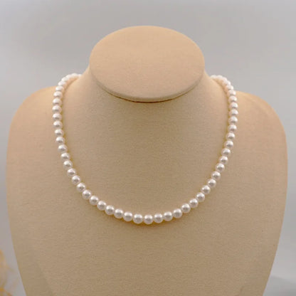 Retro Handmade Solid Color 304 Stainless Steel Imitation Pearl Titanium Steel Beaded Plating Gold Plated Women'S Necklace