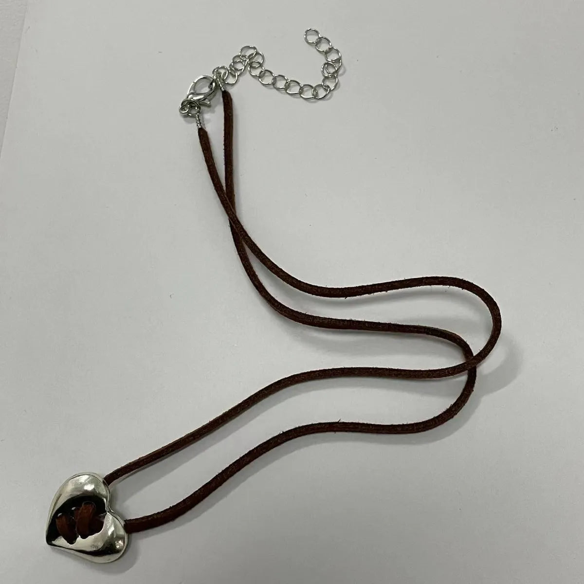 Retro Heart Shape Alloy Wax Rope Plating Women's Necklace