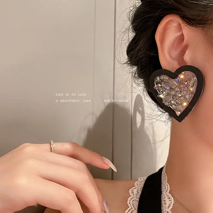 Retro Heart Shape Arylic Irregular Inlay Artificial Crystal Women'S Ear Studs