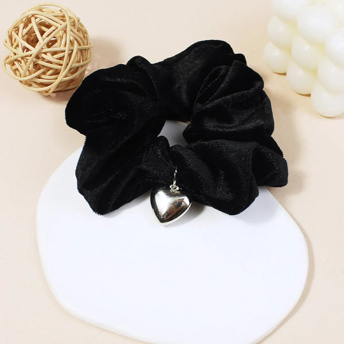 Retro Heart Shape Cloth Hair Tie