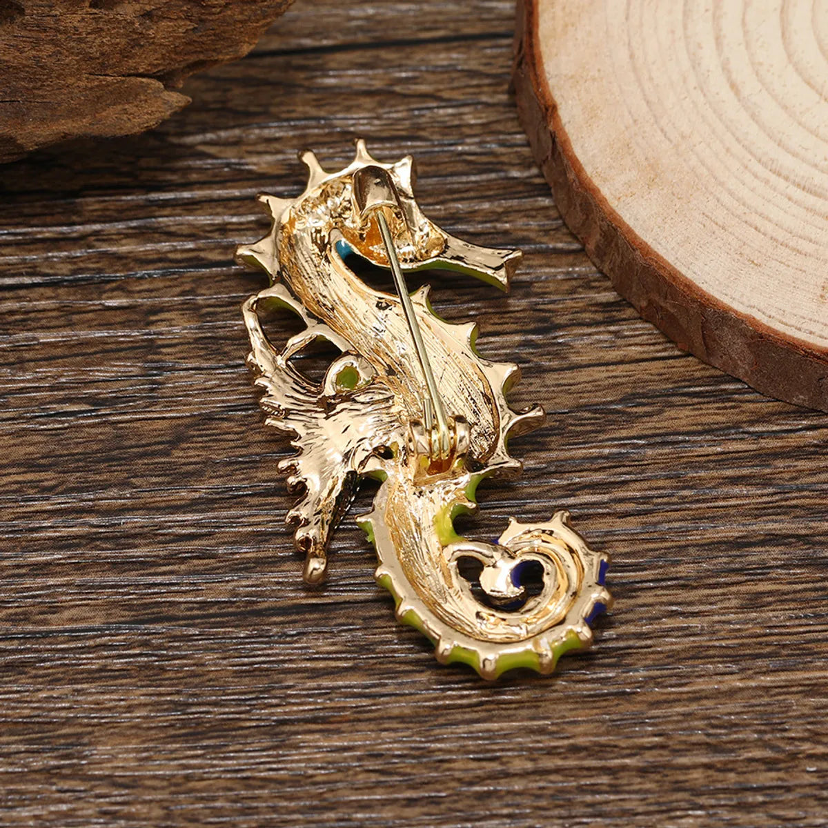 Retro Hippocampus Alloy Enamel Inlay Artificial Gemstones Unisex Brooches