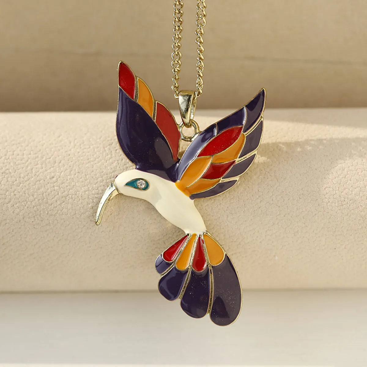 Retro Hummingbird Parrot Rhinestones Alloy Wholesale Pendant Necklace