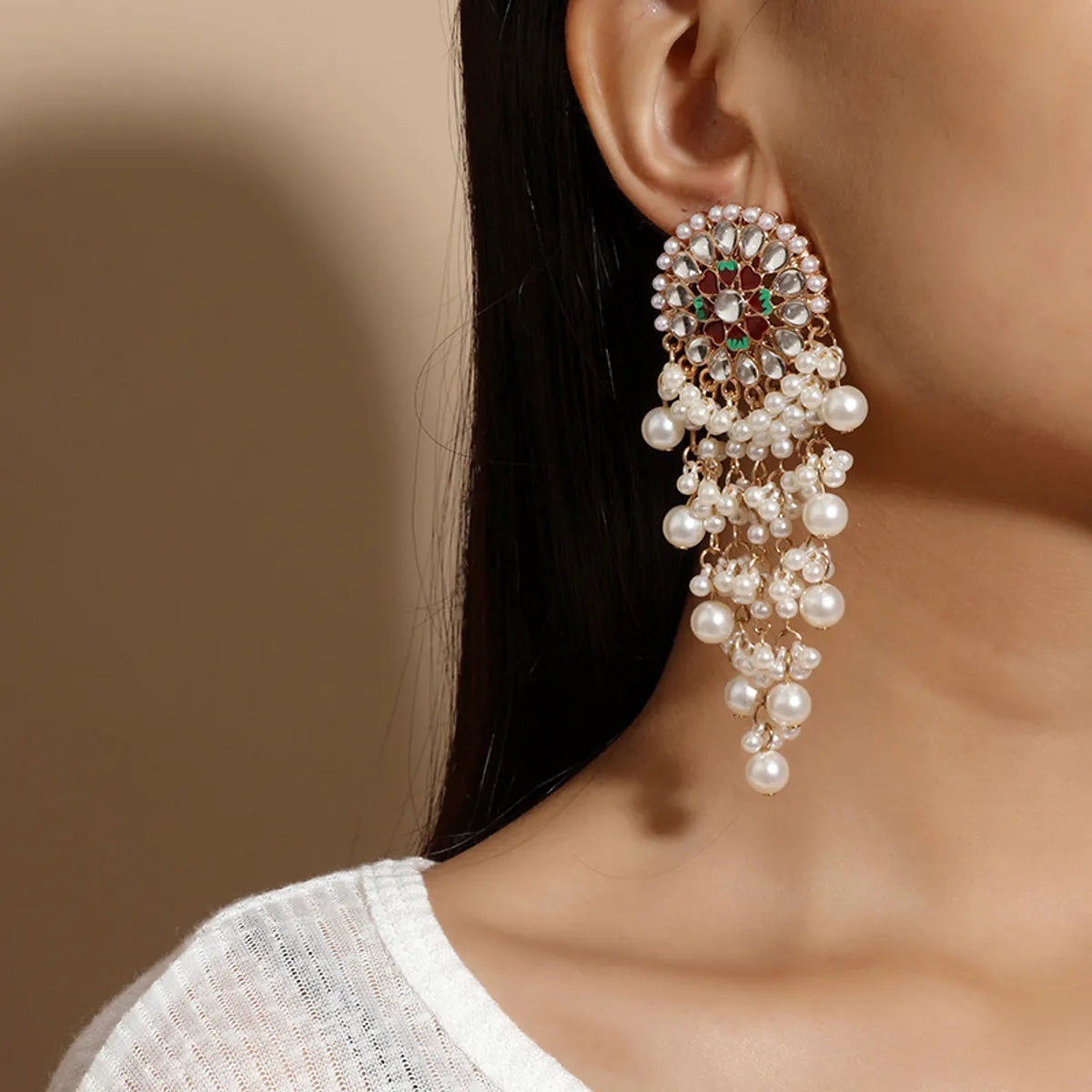 Fashion Retro Indian Exotic Ethnic Style Exaggerated Earrings European And American Court Style Diamond Pearl Tassel Earrings