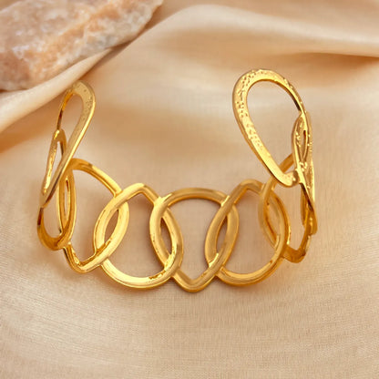 Retro Irregular Solid Color 304 Stainless Steel 18K Gold Plated Bangle In Bulk