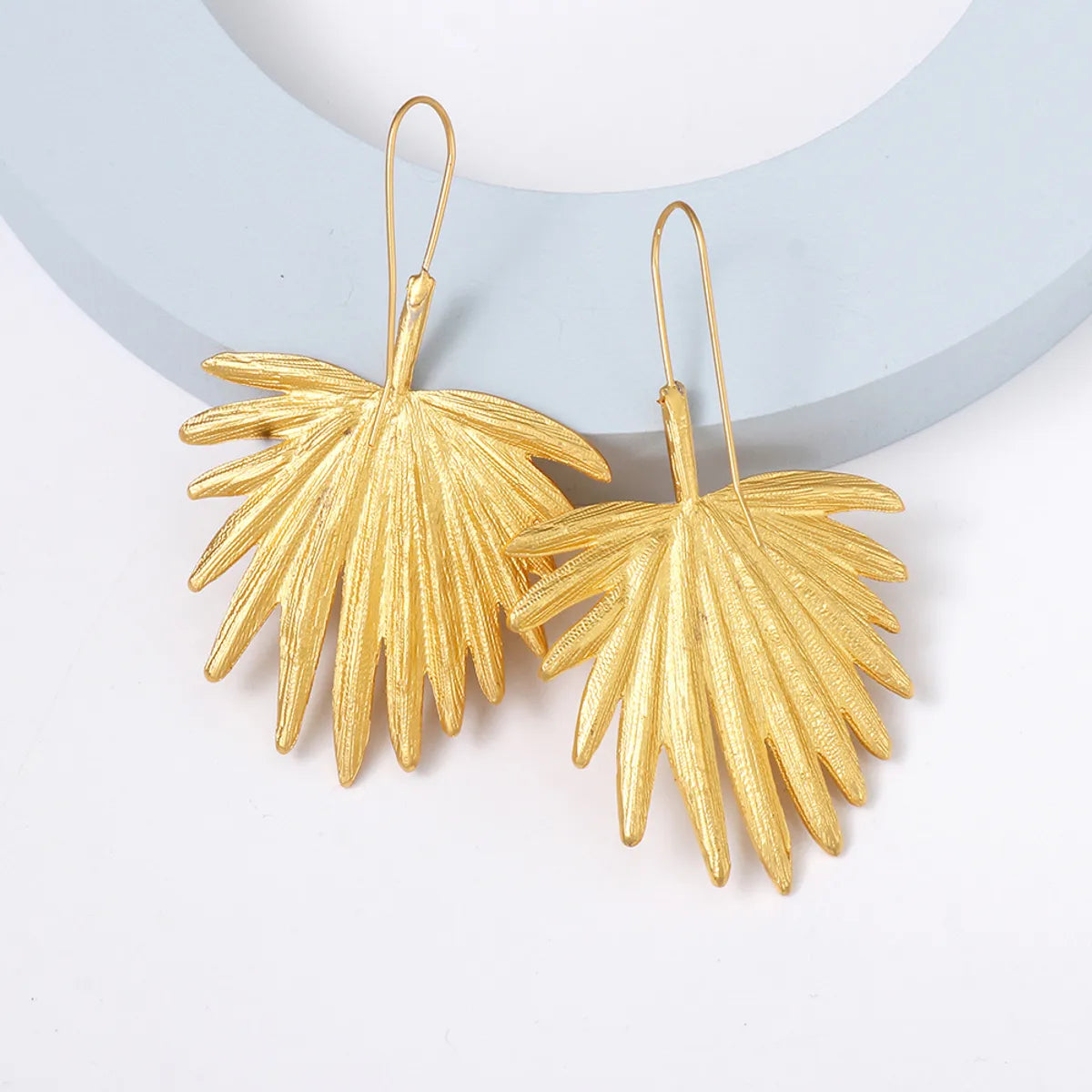 Retro Leaf Alloy Plating Women's Drop Earrings 1 Pair