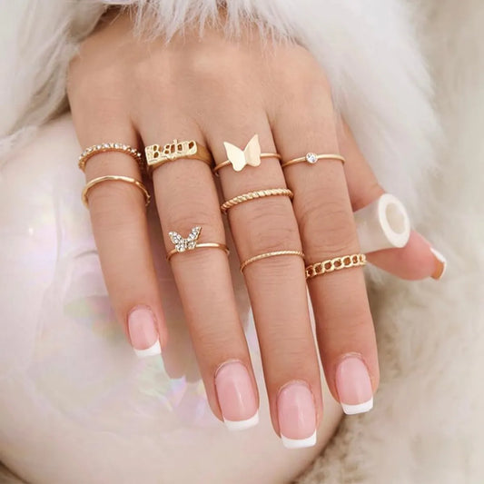 Retro Letter Stripe Butterfly Alloy Inlay Rhinestones Women'S Rings 1 Set