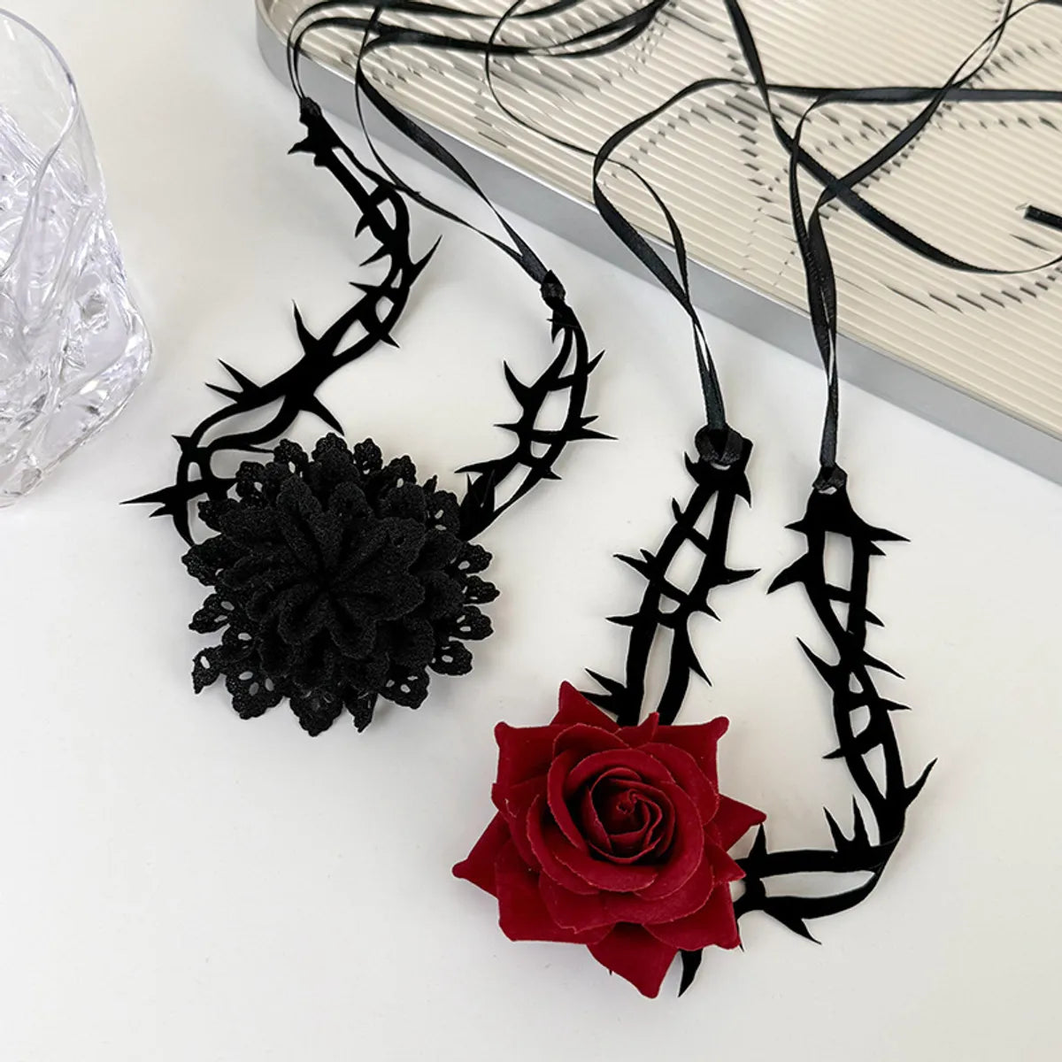 Retro Modern Style Flower Cloth Women'S Choker