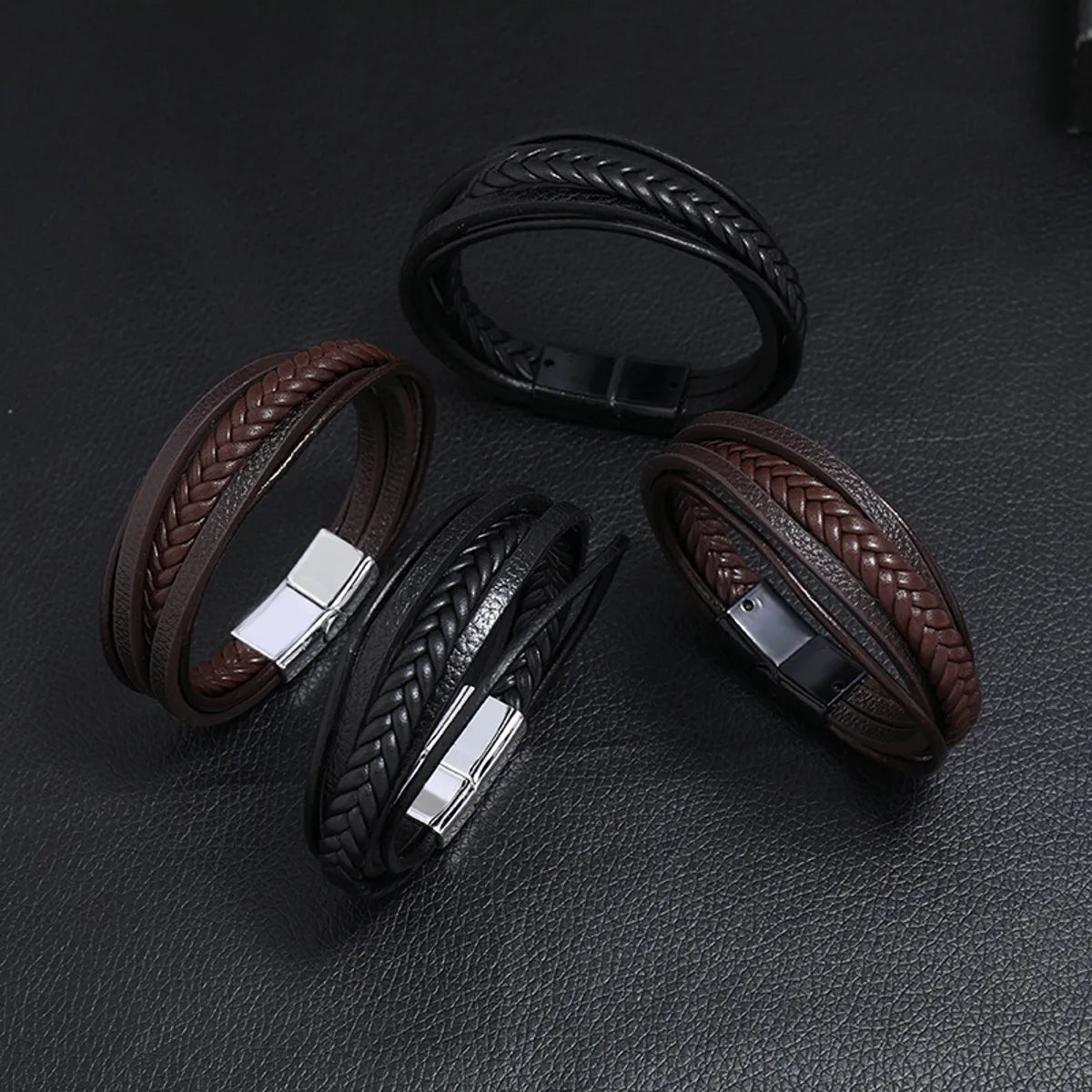 Retro Multilayer Leather  Simple Magnet Buckle  Leather Bracelet