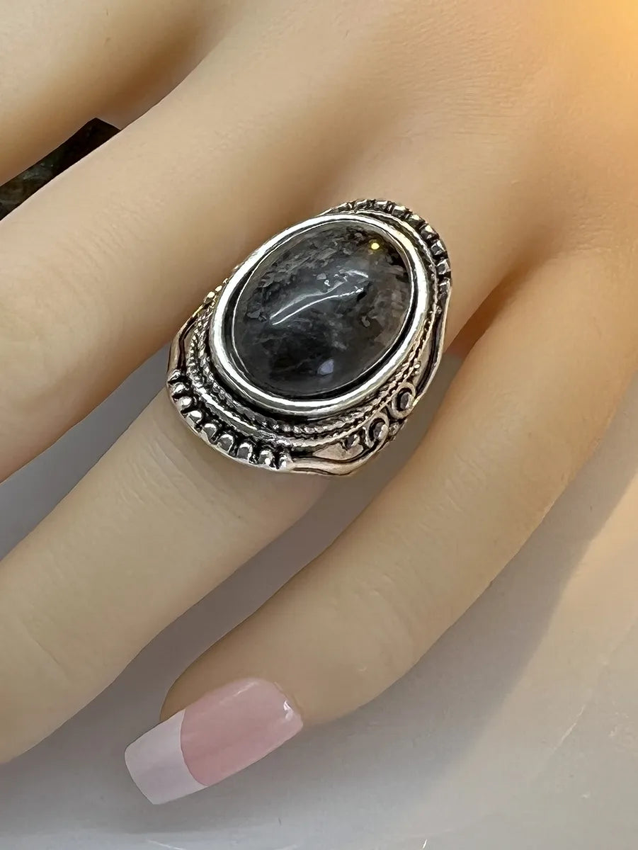 Retro Natural Stone Flash Stone Ring Ethnic Style Carved Exaggerated Ring