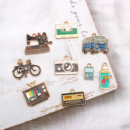 Retro Nostalgic Style Alloy Oil Drop DIY Jewelry Accessories 80 90 S Feeling Bicycle Sewing Machine Camera Pendant